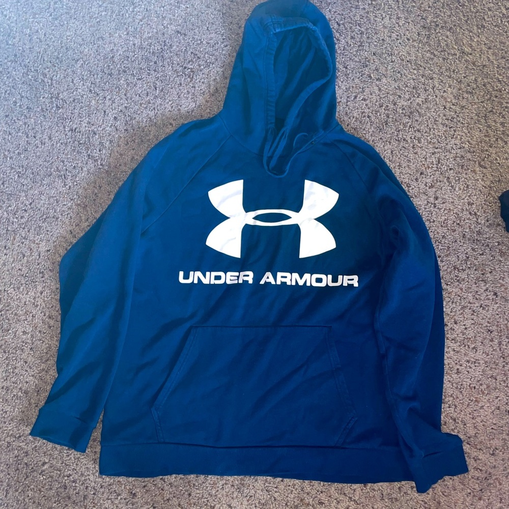 XXL Under Armour Hoodie